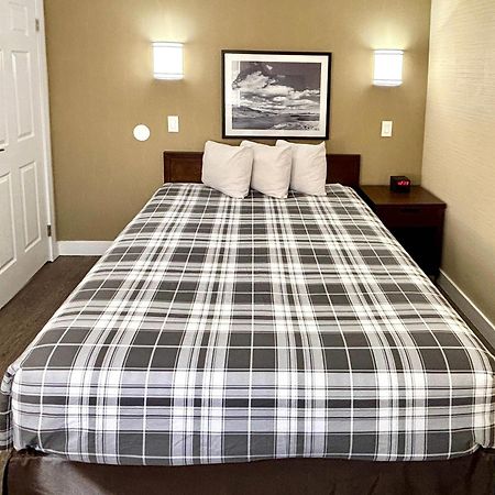 Rodeway Inn & Suites Kamloops Eksteriør bilde