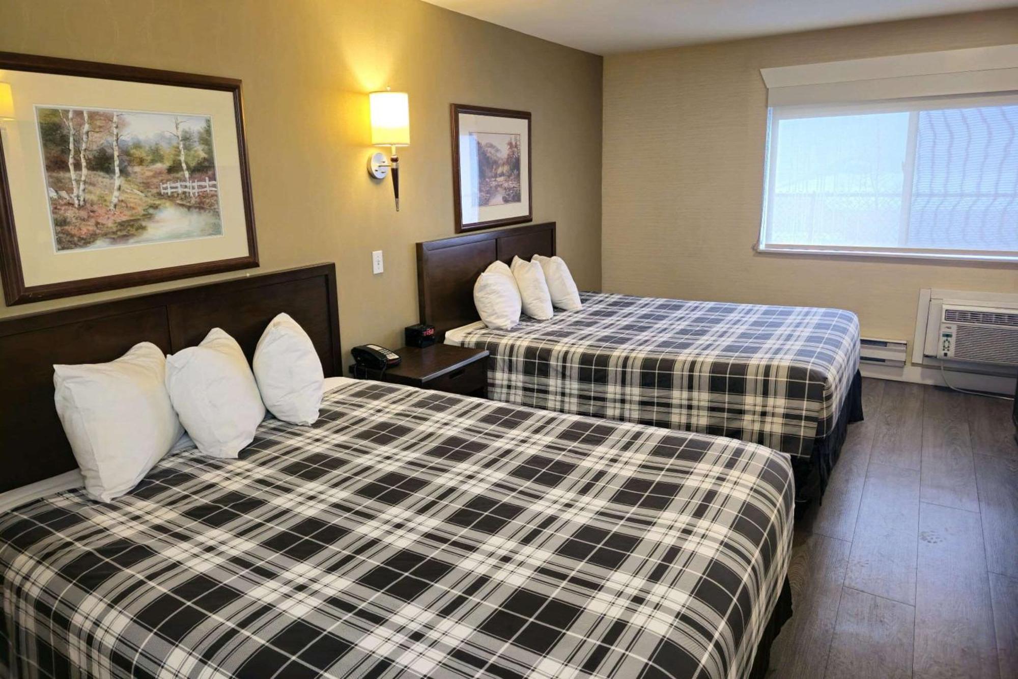 Rodeway Inn & Suites Kamloops Eksteriør bilde